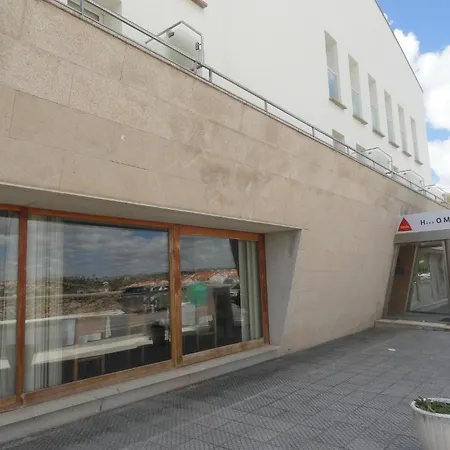 فندق O Mirandes ميراندا دو دورو